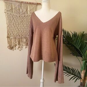 Ecru Lab Ribbed V-Neck Bell Sleeve Sweater – Brown/Tan Taupe – Size M/L